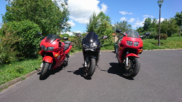 VFR story à 3 VFR story à 3