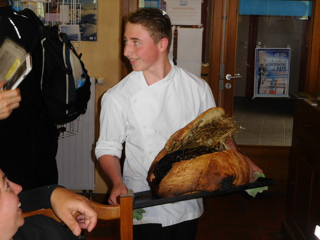 Bête à manger du foin ! Bête à manger du foin !
